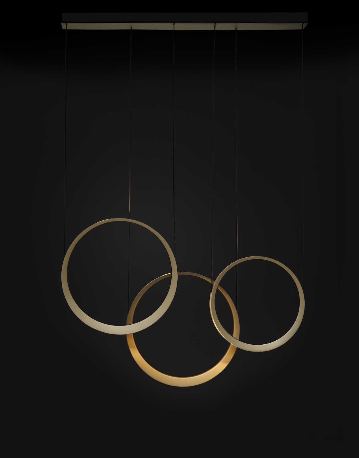 Detail van leren lamp met leren accenten